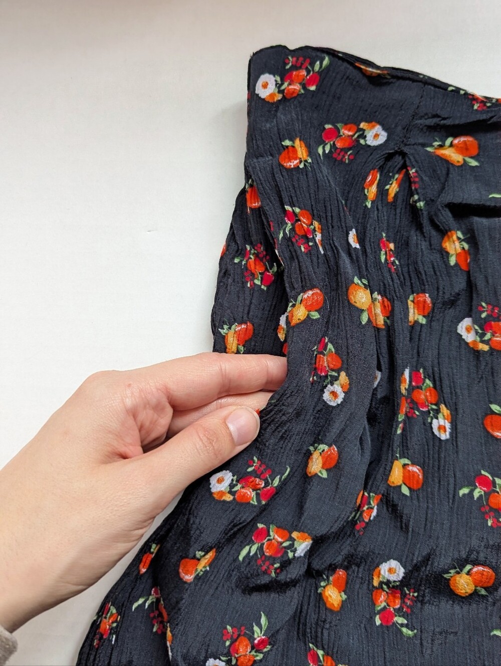Vintage Crinkle Oranges + Flower Print High Waist Shorts - Picture 6 of 11